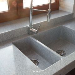 49a88edd382d4b3bba92a985aa90b719-1